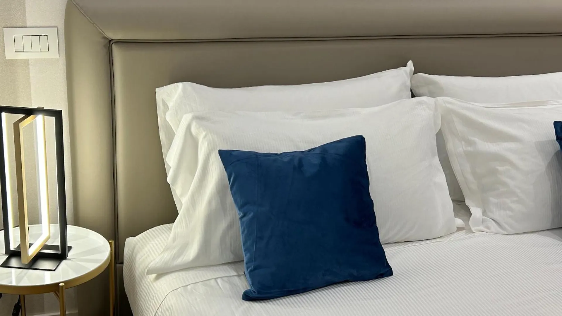 Guest house Casa Lounge Costituzione Hotel Cagliari
